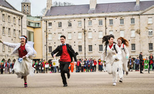 People running